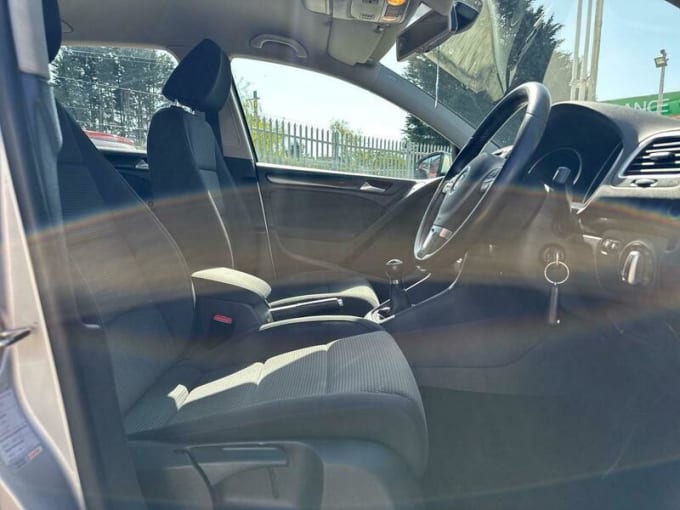2025 Volkswagen Golf