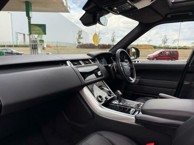 2025 Land Rover Range Rover Sport