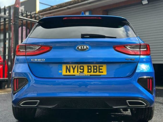 2025 Kia Ceed