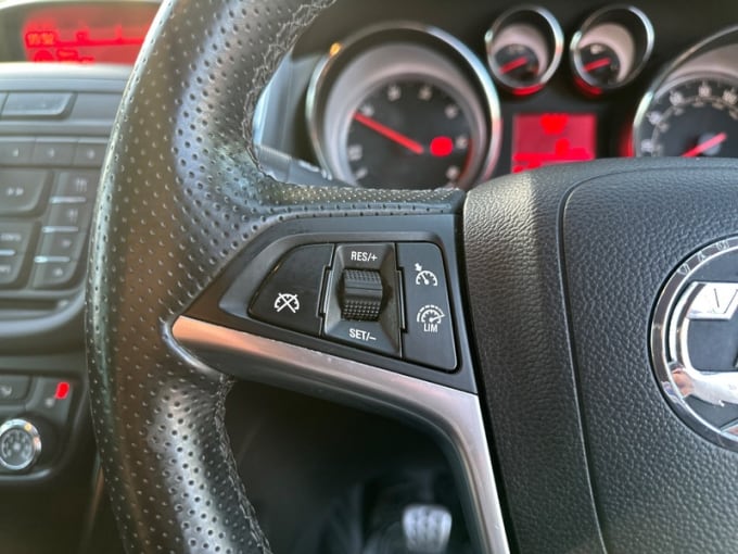 2025 Vauxhall Zafira