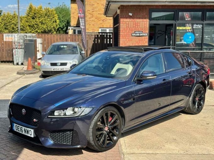 2025 Jaguar Xf