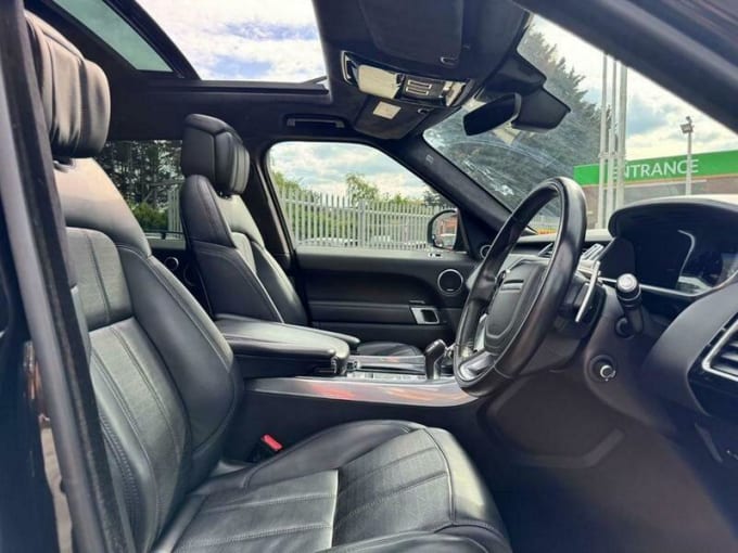 2025 Land Rover Range Rover Sport