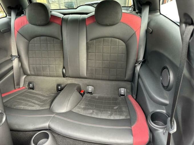 2025 Mini Hatch