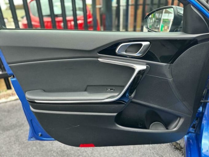 2025 Kia Ceed