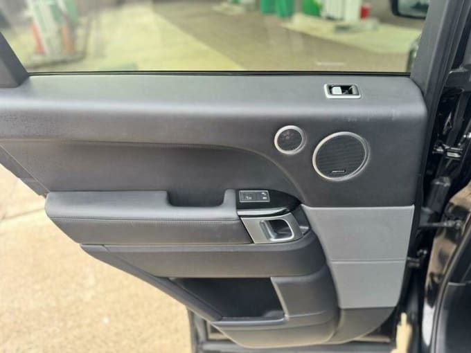 2025 Land Rover Range Rover Sport