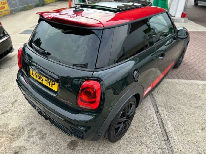 2025 Mini Hatch