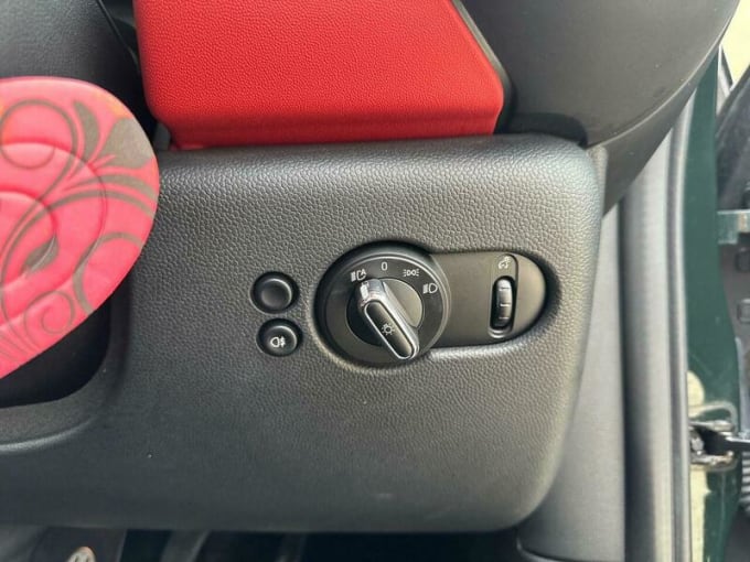 2025 Mini Hatch