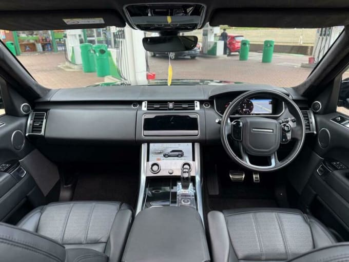 2025 Land Rover Range Rover Sport