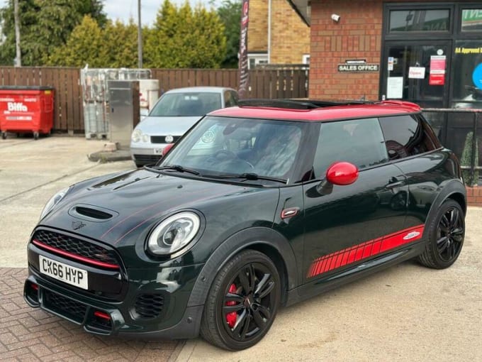 2025 Mini Hatch
