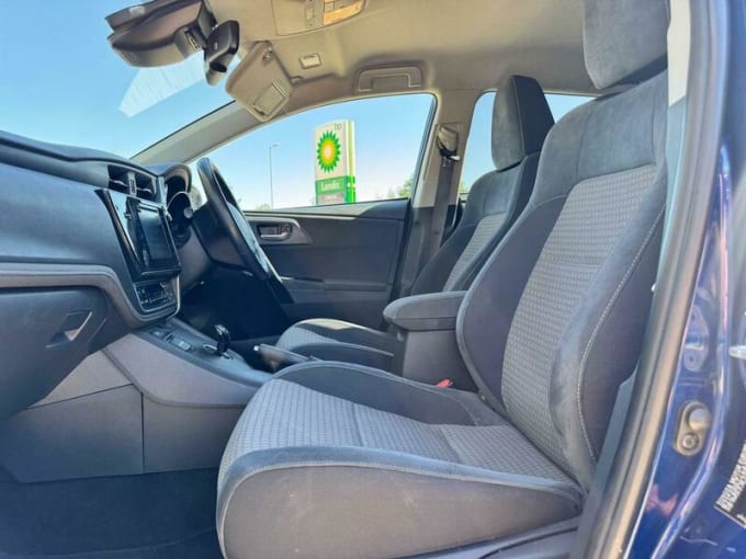 2025 Toyota Auris