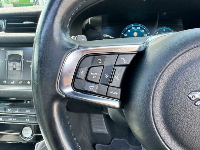 2025 Jaguar Xf