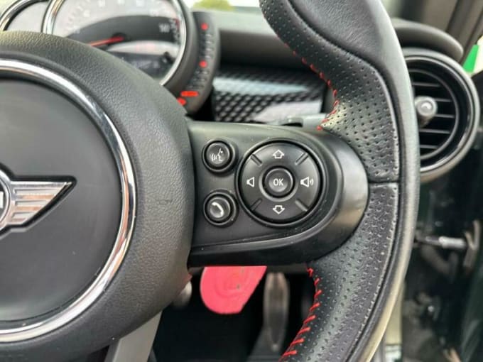 2025 Mini Hatch