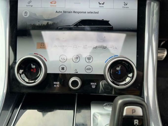 2025 Land Rover Range Rover Sport