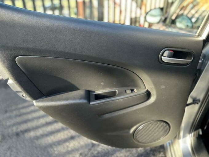 2025 Mazda Mazda2