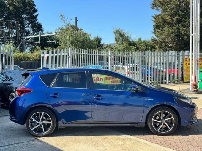 2025 Toyota Auris