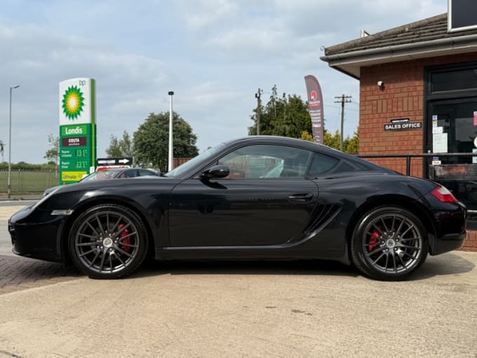 2025 Porsche Cayman