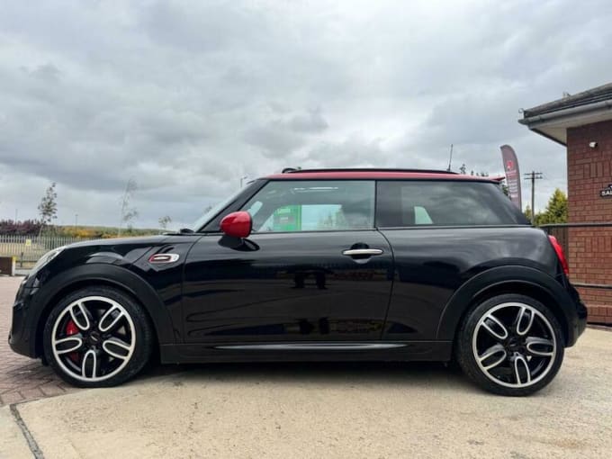 2025 Mini Hatch