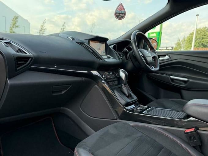 2025 Ford Kuga