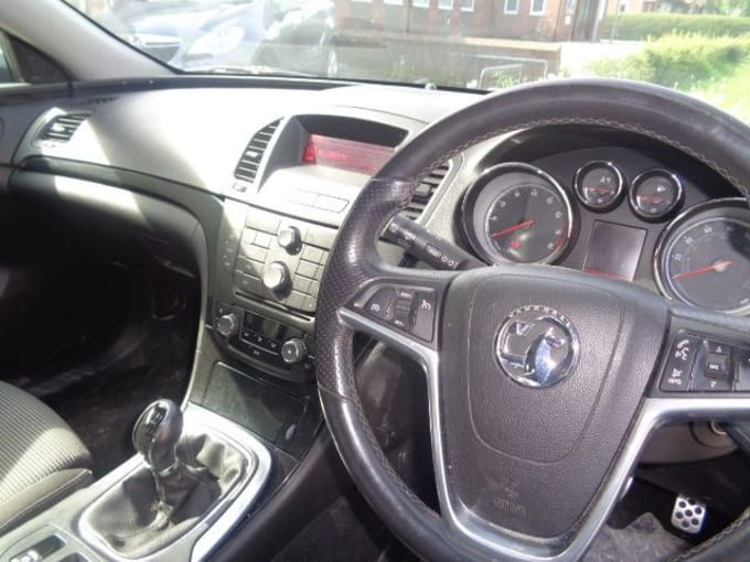 2025 Vauxhall Insignia