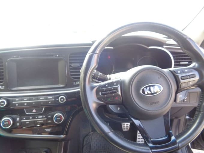 2025 Kia Optima