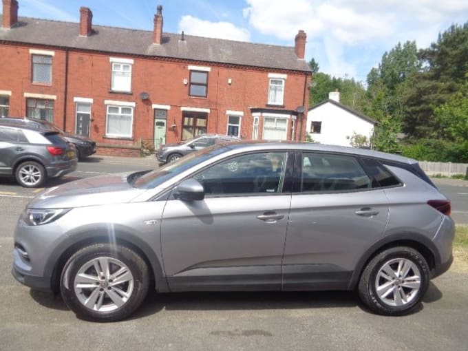 2025 Vauxhall Grandland X