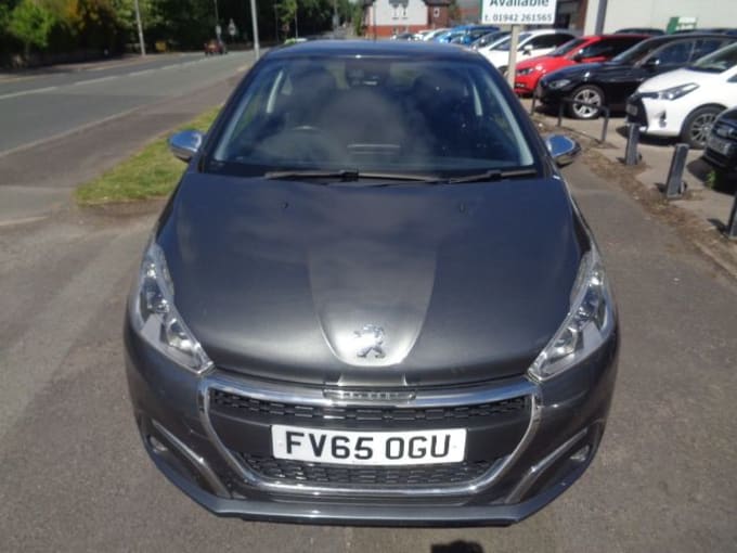 2025 Peugeot 208