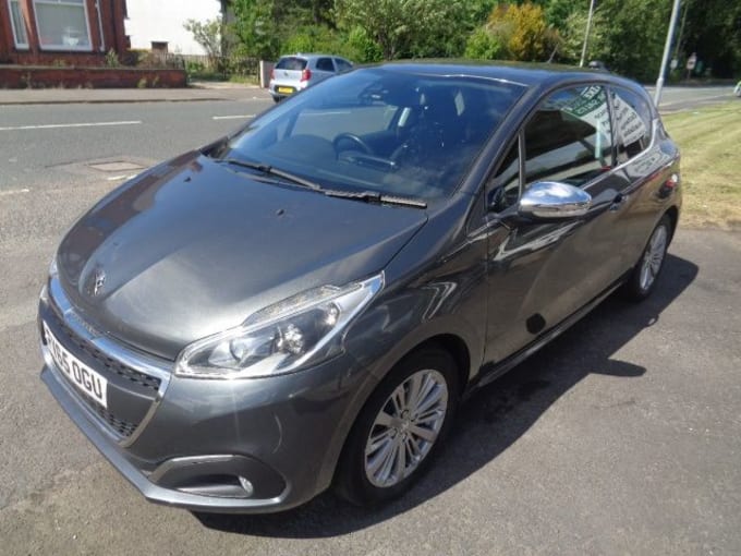 2025 Peugeot 208