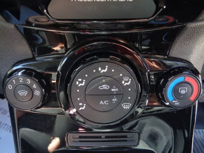 2025 Ford Fiesta