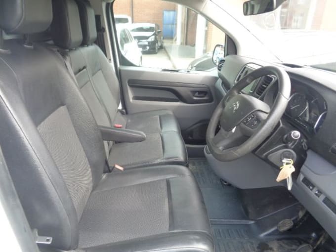 2025 Citroen Dispatch
