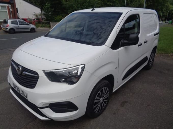 2025 Vauxhall Combo