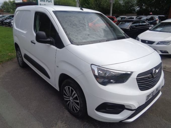 2025 Vauxhall Combo