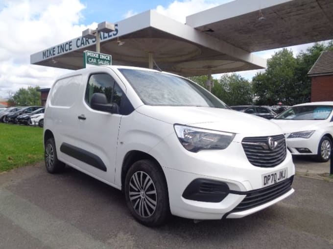 2025 Vauxhall Combo