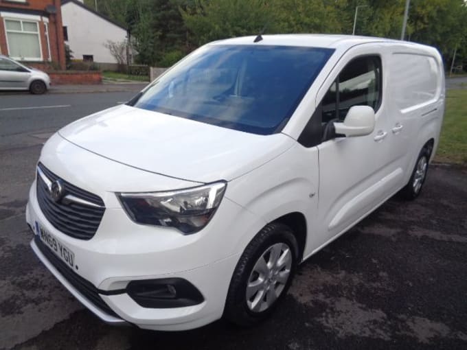 2020 Vauxhall Combo