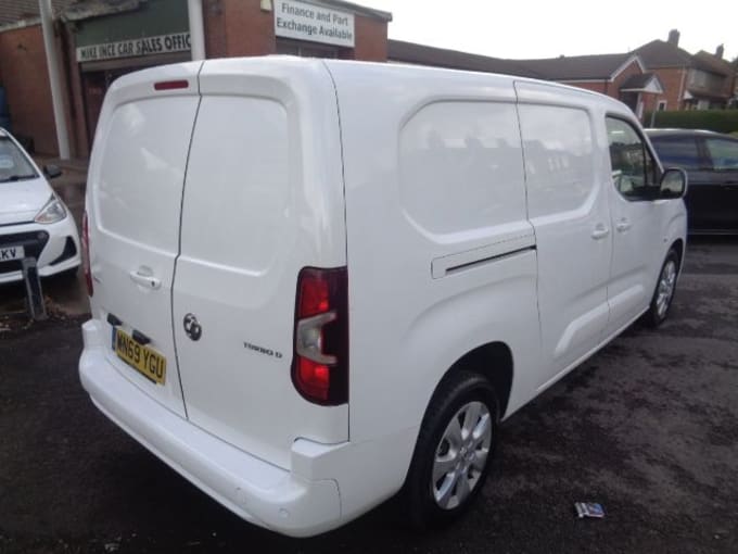 2020 Vauxhall Combo