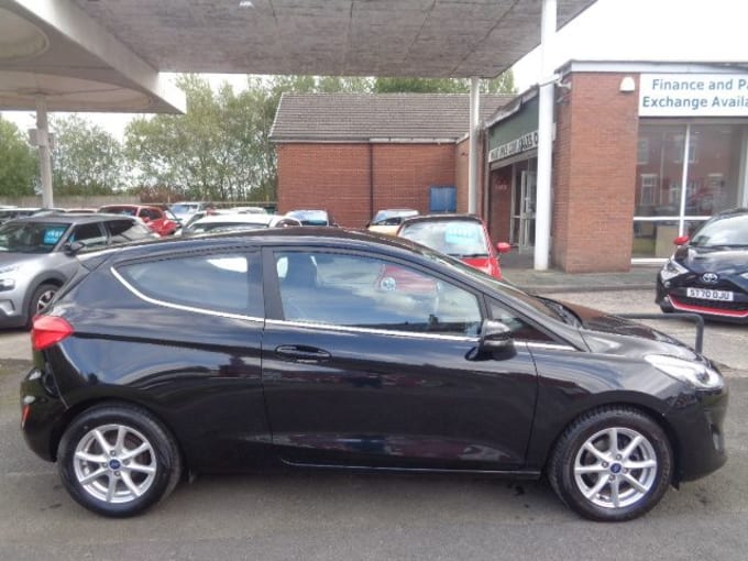 2025 Ford Fiesta