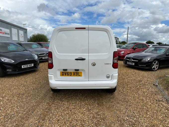 2024 Vauxhall Combo