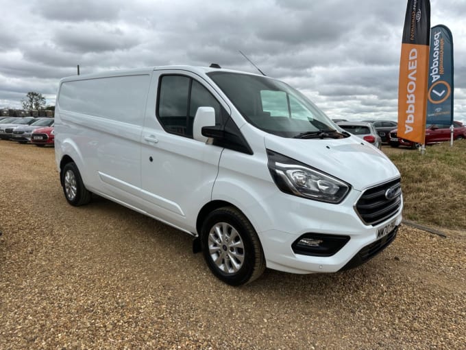 2024 Ford Transit Custom