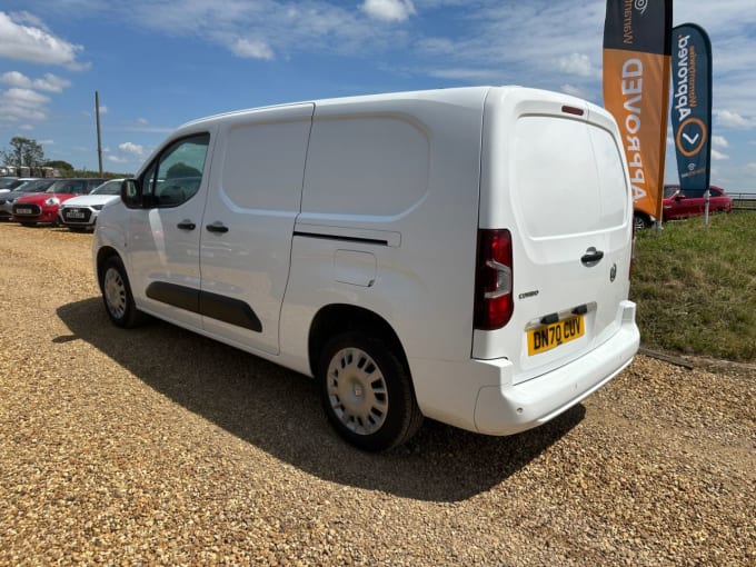 2024 Vauxhall Combo