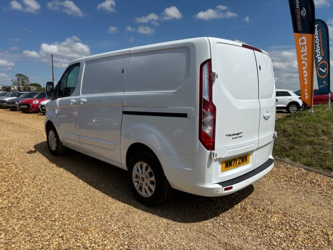 2024 Ford Transit Custom