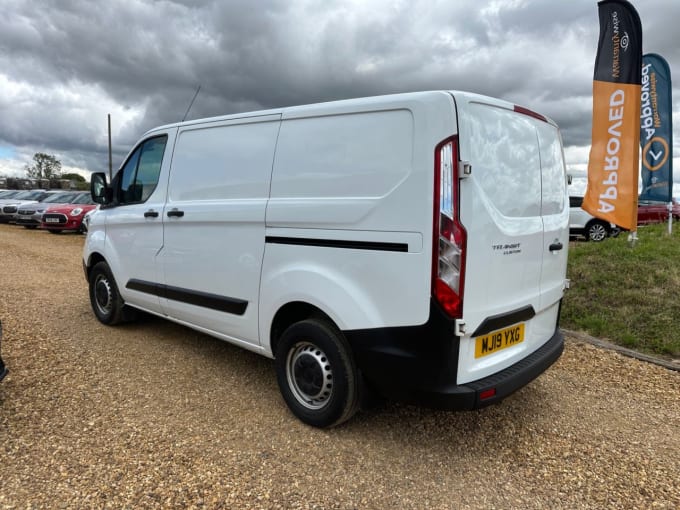 2024 Ford Transit Custom