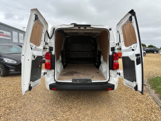 2025 Vauxhall Vivaro