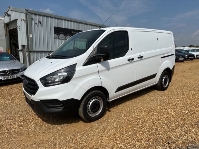 2025 Ford Transit Custom