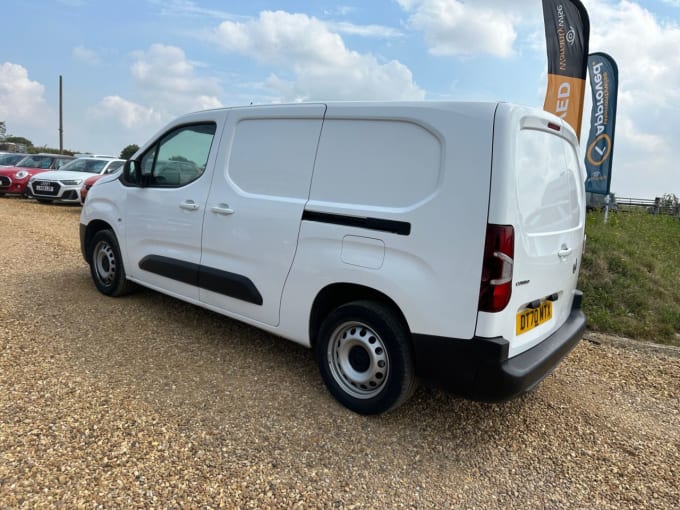 2024 Vauxhall Combo