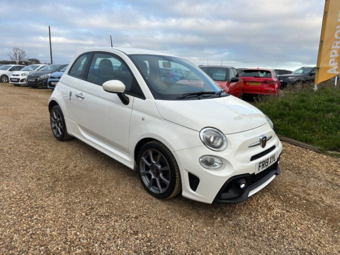 2025 Abarth 595