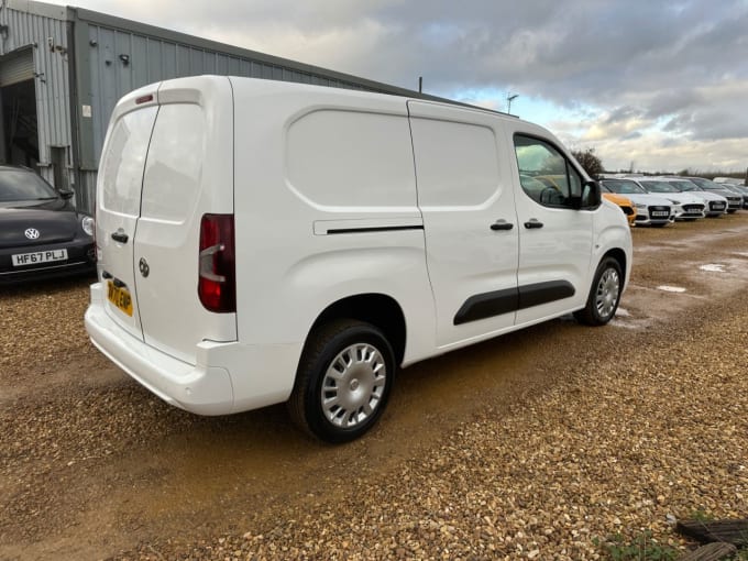 2025 Vauxhall Combo