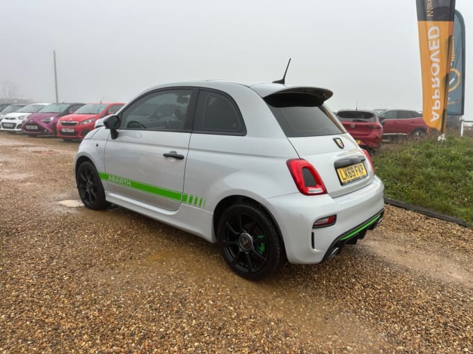 2025 Abarth 595