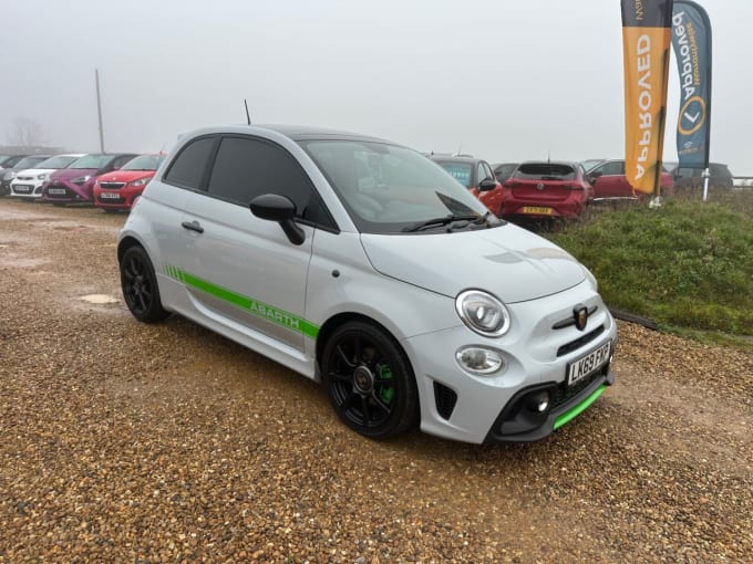 2025 Abarth 595