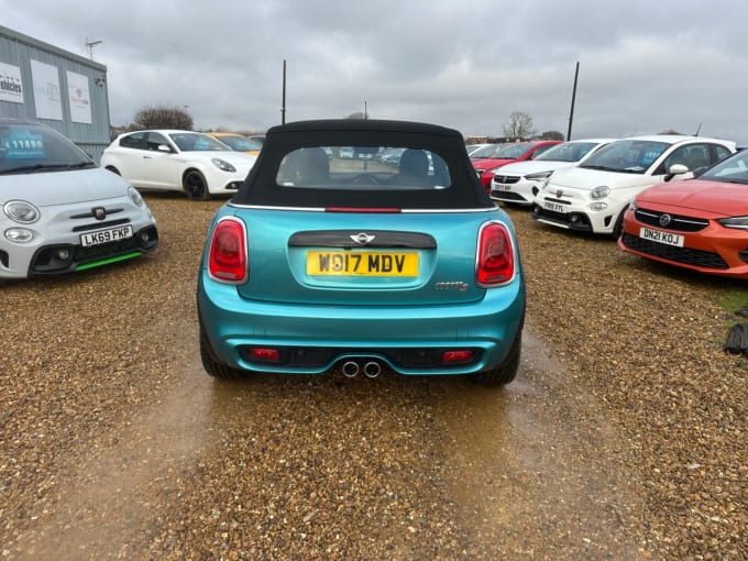 2025 Mini Convertible