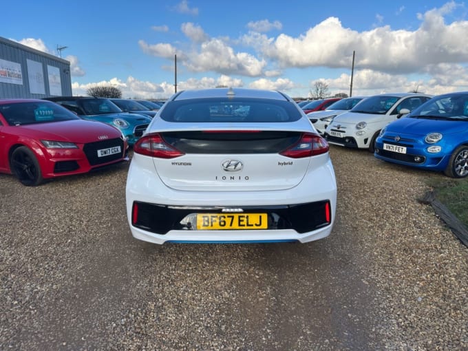 2025 Hyundai Ioniq