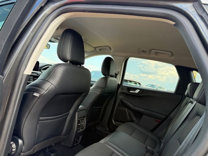 2025 Ford Kuga